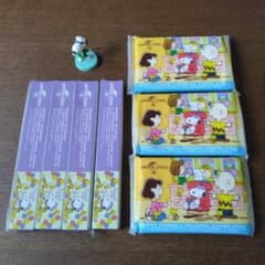 スヌーピー　ボールペン　ポケットティッシュ　フィギュア