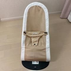 ベビービョルン　バウンサーのサムネイル