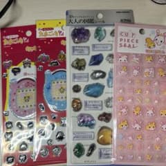 タイルシール フワフワらびちゃん 大人の図鑑 3D たまごっち きらきらシールのサムネイル