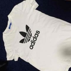 adidas 白Tシャツのサムネイル