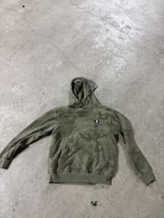 VOLCOM カモフラ柄 パーカー プルオーバーのサムネイル