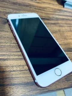 iPhone7 128GB SIMフリーのサムネイル