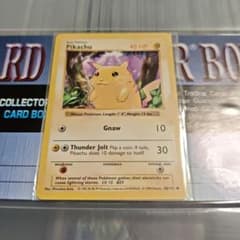 Pikachu ポケモンカード　ピカチュウのサムネイル