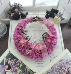 ピンクカラー夏リース✨️スターチス＆薔薇＆貝細工✨️ピンクリース