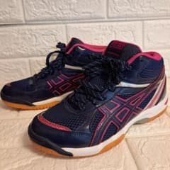 asics バレーボールシューズ ネイビー ピンク23.5㎝ ハイカットのサムネイル