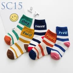 最終売り切り価格！1,590円→666円♡キッズソックスセットＬのサムネイル