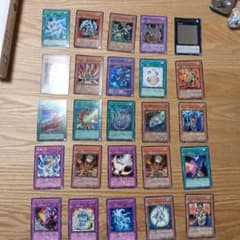 遊戯王OCG カードまとめ売り 25枚セットのサムネイル