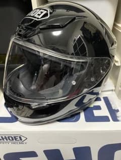 SHOEI フルフェイスヘルメットのサムネイル