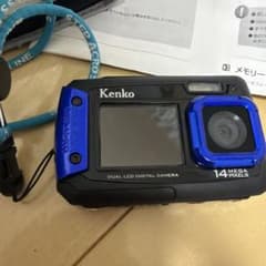 ぴ*ん様 Kenko デジタルカメラ DSC1480DW 本体、説明書つきのサムネイル