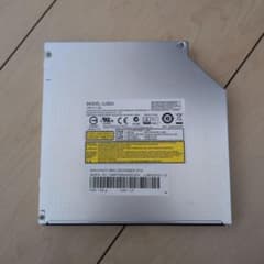 UJ8E0 SATA DVD-RWドライブ 2014年製のサムネイル