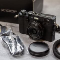 FUJI FILM 富士フイルム X X100F BLACKのサムネイル