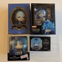 ツイステ イデア るかっぷ ねんどろいど マスコット付き BOOK - メルカリ