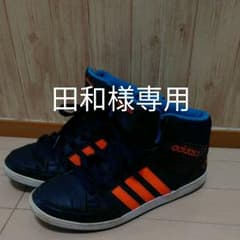 adidas アディダス スニーカーのサムネイル