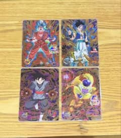ドラゴンボールヒーローズ アルティメット 4枚のサムネイル