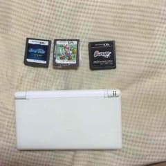 DSとカセット3つです。のサムネイル