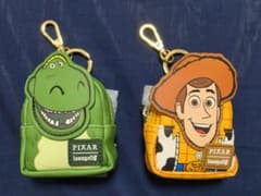 Loungefly Pixar トイストーリー バックキーホルダー 2個セットのサムネイル