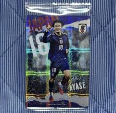 上田綺世 ツインウエハース サッカー日本代表 ver. 2026 カード - メルカリ