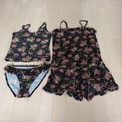 LIZ LISA doll フリル付き花柄セパレート水着❤️3点セット - メルカリ