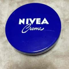 NIVEA スキンケアクリームのサムネイル