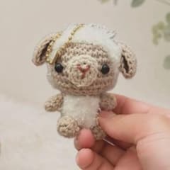 ひつじのあみぐるみ キーホルダー ハンドメイドのサムネイル