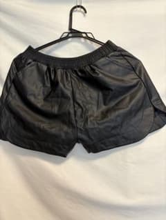 フェイクレザー ショートパンツ ブラックのサムネイル