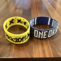 ONE OK ROCK ラバーバンド 2個セットのサムネイル