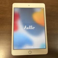 Apple iPad mini4 本体 ゴールド 128GBのサムネイル