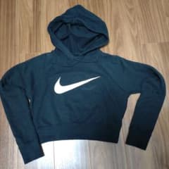 NIKE ナイキ　ショート丈　パーカー　黒のサムネイル
