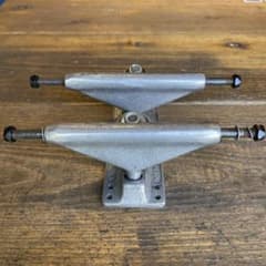 スケートボード Supreme Independent Truck 139 Independent Raw 139 Stage 11 Skateboard Truck | Zumiez