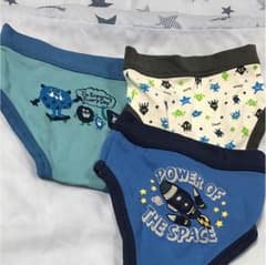 (新品未使用) 90cm 男の子用パンツのサムネイル