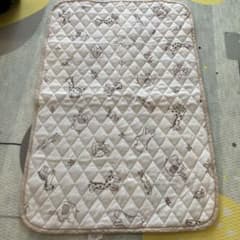 防水キルトパッド 動物柄 60x90cmのサムネイル