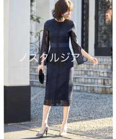 ストライプフラワーレースフレアスリーブワンピースのサムネイル