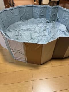 折りたたみ式ビニールプールのサムネイル