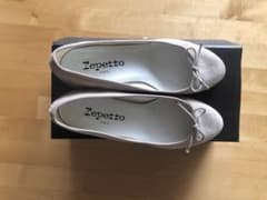 repettoレペットスウェードバレエシューズ36/22.0〜22.5のサムネイル