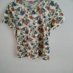 Aquascutum 花柄 半袖 Tシャツのサムネイル