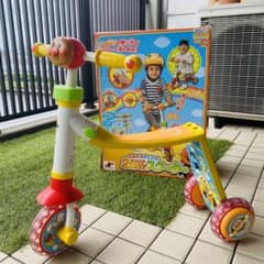 ジョイパレット かんたんチェンジ 2WAYスクーターそれいけ！ アンパンマンのサムネイル