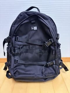 NEW ERA ニューエラ リュック キャリアパック 35L ブラックのサムネイル