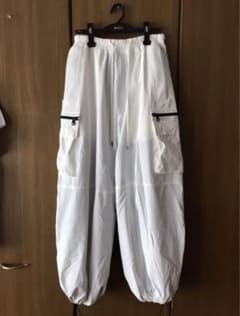 MYne ナイロンカーゴパンツ ホワイトのサムネイル
