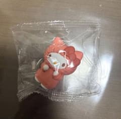 むぎゅぎゅパーカーフィギュア　キティちゃんのサムネイル