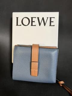 ロエベ　財布　コンパクト ジップ ウォレットのサムネイル