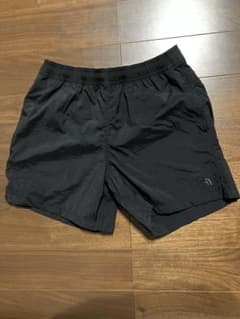THE NORTH FACE ショートパンツ ブラックのサムネイル