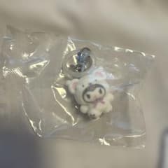 サンリオ めじるしアクセサリー　ふわふわスノー　クロミのサムネイル