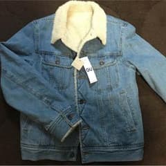 りなぽん様 専用 GU ボアデニムジャケット Sサイズタグ付きのサムネイル