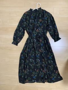 花柄ワンピース ロングワンピースのサムネイル