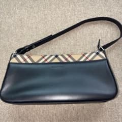 Burberry ショルダーバッグ ノバチェック ブラックのサムネイル