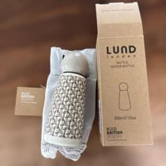 新品未使用○LUND london/ plageコラボSkittle 300ml - メルカリ