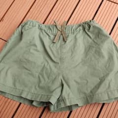 ユニクロキッズ110～120 未使用女の子ショートパンツのサムネイル