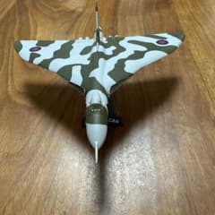 AVRO VULCAN 模型 飛行機 フィギュアのサムネイル