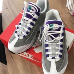 値下げ！未使用☆NIKE AIR MAX95 グレープ 26.5☆ 即購入OKのサムネイル