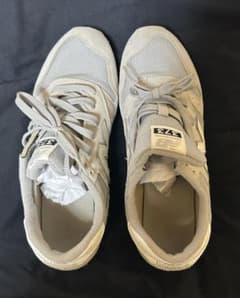New Balance 373 スニーカー グレーのサムネイル